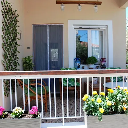 Chalkida Near Castle Villa Karababás