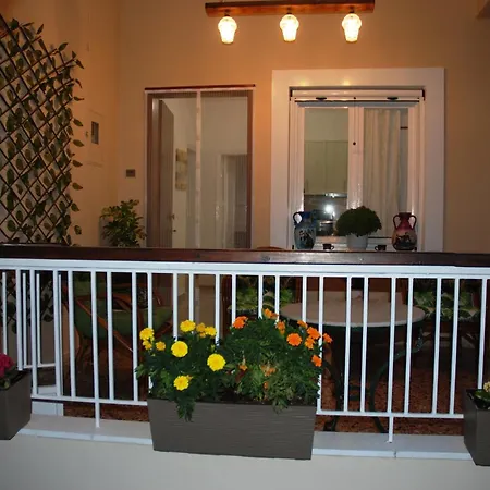 Chalkida Near Castle * Karababás