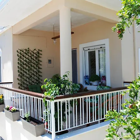 Chalkida Near Castle Villa Karababás